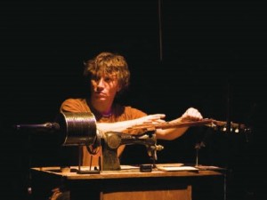 2-spectacle-jeune-public-Vielle à coudre