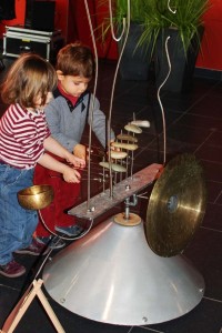 2-tiges de cristal - installation interactive médiathèque