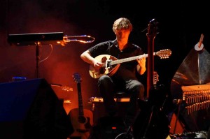 8-spectacle-jeune-public-Bouzouki-Theremin